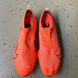 Men’s Nike neon orange slip on sneakers